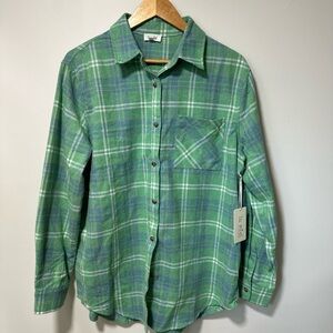Cozy, green plaid button up shirt.